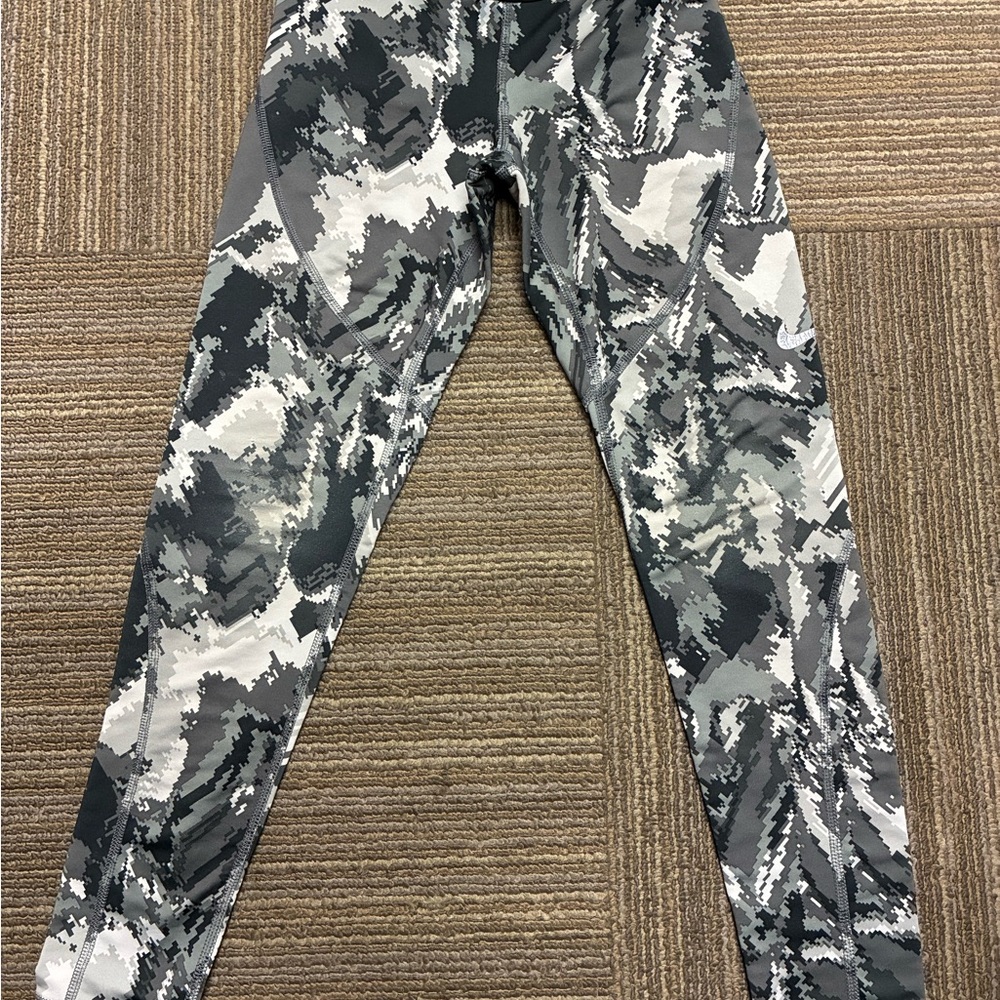 Nike  Pro Kids Camouflage Leggings